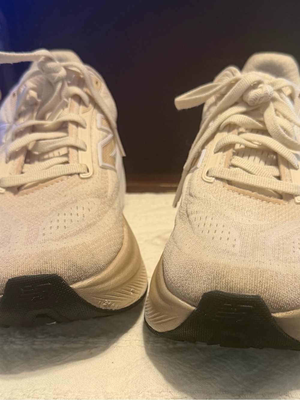 SZ 7 FLAW New Balance Fresh Foam Women Running Shoes WMORLB6